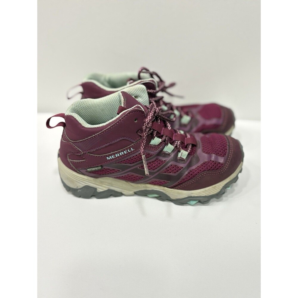 Merrell Girls Hiking Boots Trail Moab FST Mid Waterproof Shoe Sz 2 Magenta Pink